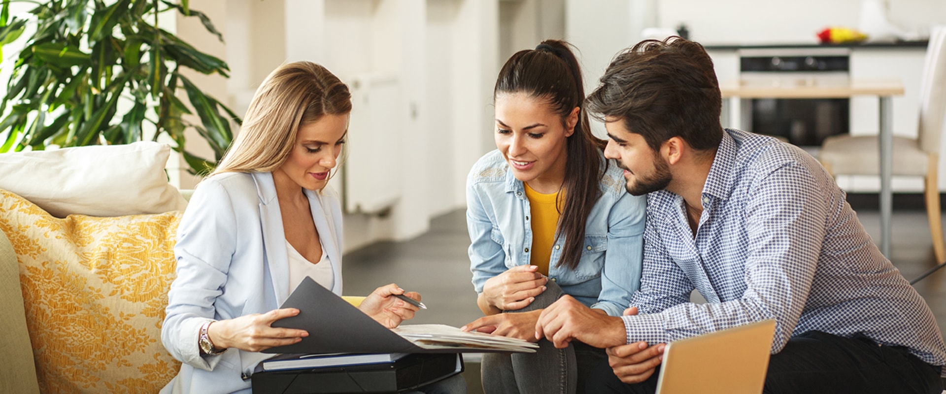 Comparing Multiple Agents: A Comprehensive Guide to Choosing the Right Real Estate Professional